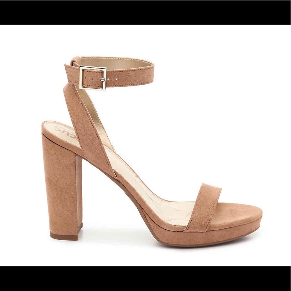 MOVING: MUST SELL! Sam Edelman Abigail Platform